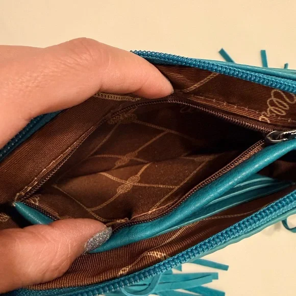 Wrangler Teal Fringe Crossbody/Wristlet Bag - Picture 10 of 10